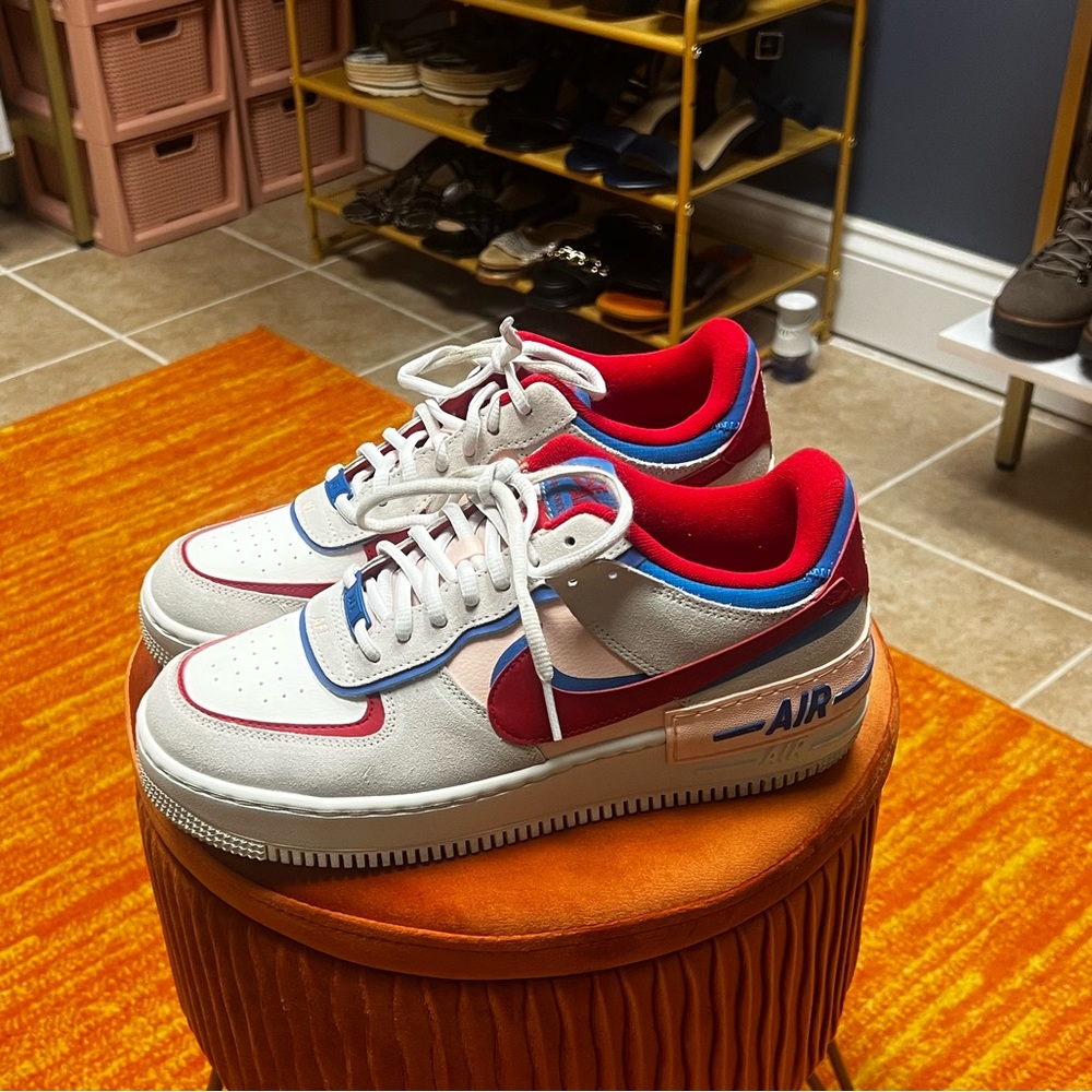 WOMEN'S NIKE AIR FORCE 1